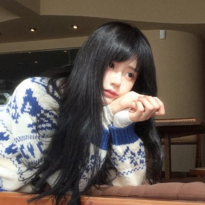 秋霞